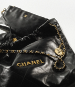 CHANEL Small 22 HANDBAG - Black & White Leather