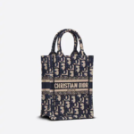 MINI DIOR BOOK TOTE PHONE BAG Blue Dior Oblique Embroidery (13 x 18 x 5 cm)