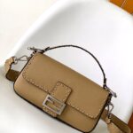 Fendi Baguette Bag – Timeless Elegance in Deep Brown with Refined Texture
