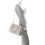 Saffiano Medium Galleria Double Zip Tote Talco