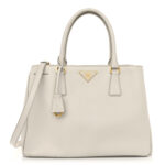 Saffiano Medium Galleria Double Zip Tote Talco