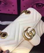 GUCCI GG MARMONT MATELASSÉ CHAIN BAG IN WHITE