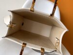 Fendi Sunshine Shopper Tote – Elegant Everyday Luxury in Sophisticated Design