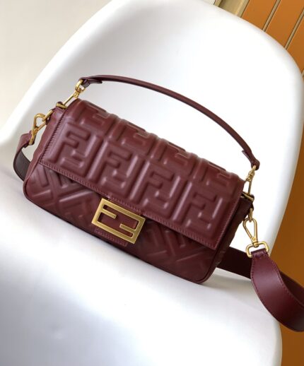 Fendi Baguette Medium Shoulder Bag – Luxurious Textured Leather with Iconic FF Motif