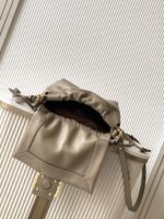 Fendi Mamma Baguette – Soft Lambskin Luxury Bag in Elegant Neutral Tone