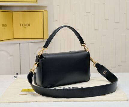 Fendi 68012 Baguette Multi-Pocket Handbag in Red Leather