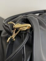 Fendi Mamma Baguette – Luxurious Soft Lambskin Bag with Signature Hardware