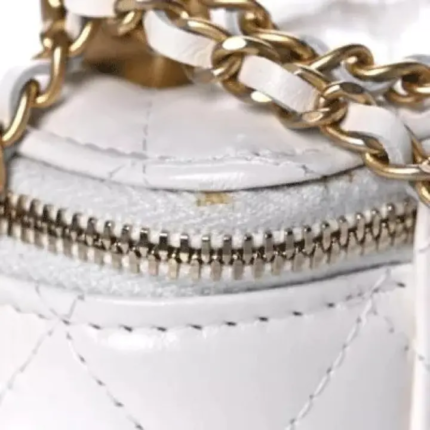 CHANEL Calfskin Quilted Mini Perfect Fit Vanity Case With Chain White 1
