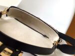 Fendi Baguette Medium – Embroidered FF Relief in Multicolor Elegance