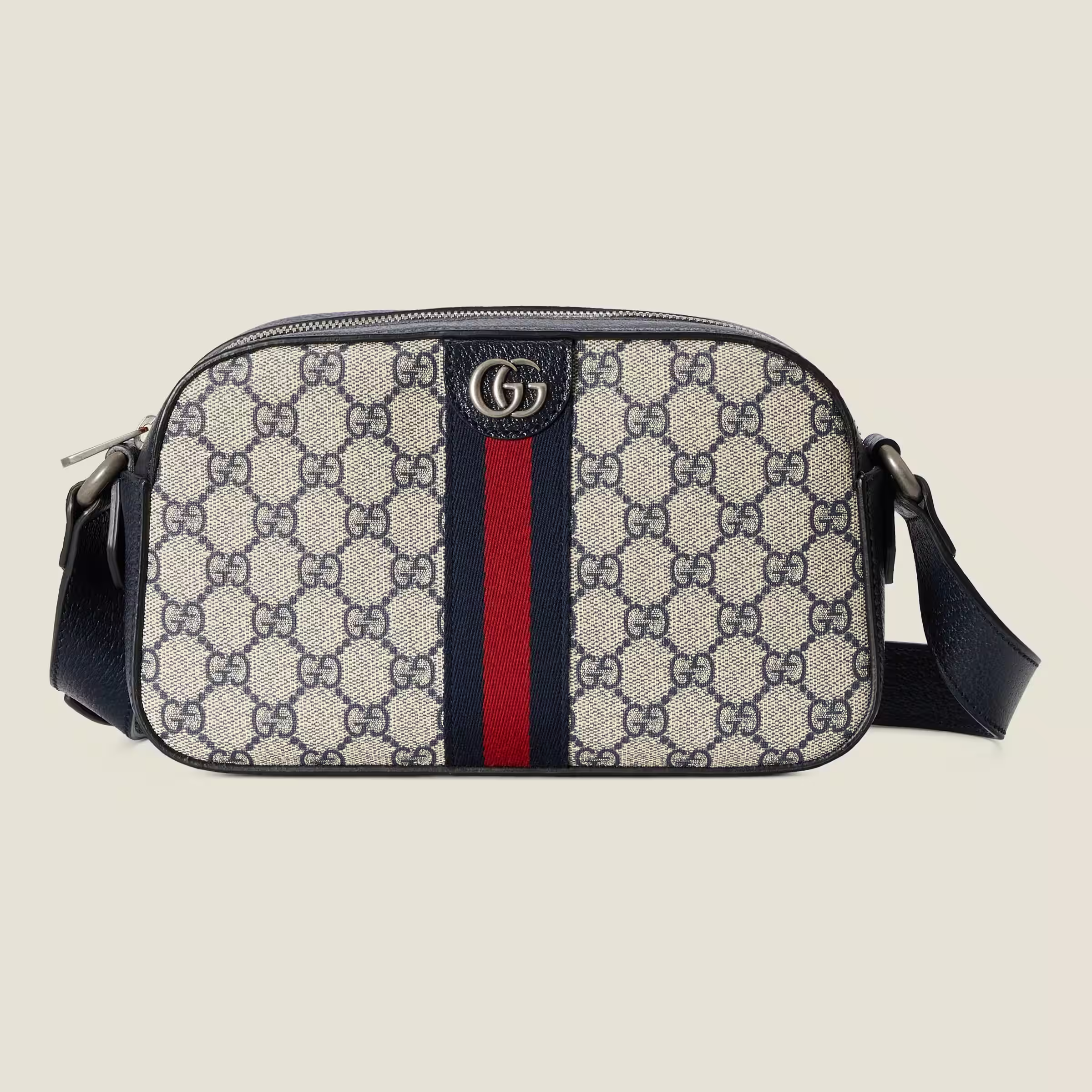 fac0bde6a6ca08146234a1411905e4017c3d231d1952e94182ceb73938286a03.png Ophidia GG shoulder bag